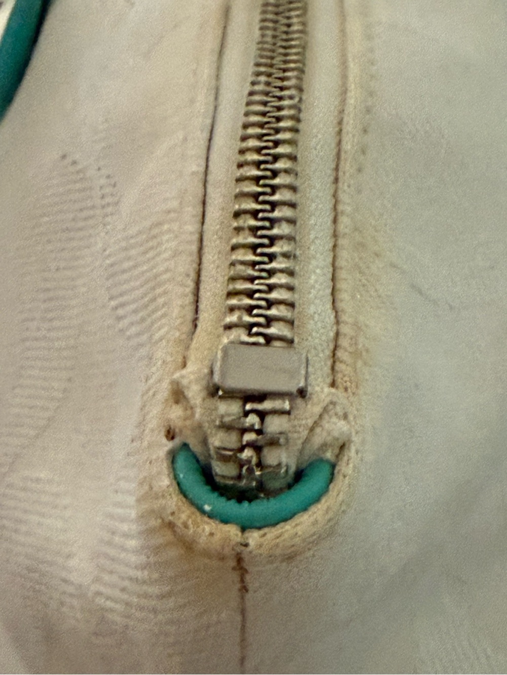 Y2K!!! Coach RARE” Multicolor Poppy Script Tote! 🥳🥳❌❌ - Picture 12 of 16